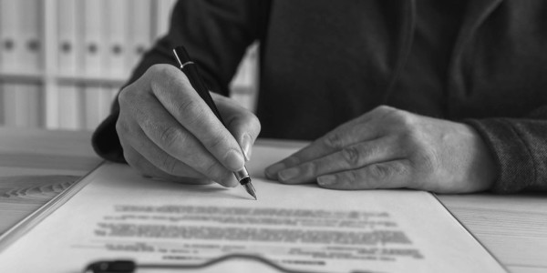 Derecho Mercantil / Abogados Mercantilistas Santa Coloma de Gramenet · Asesoramiento Contratación y Reclamación de Pólizas de Seguro Comercial